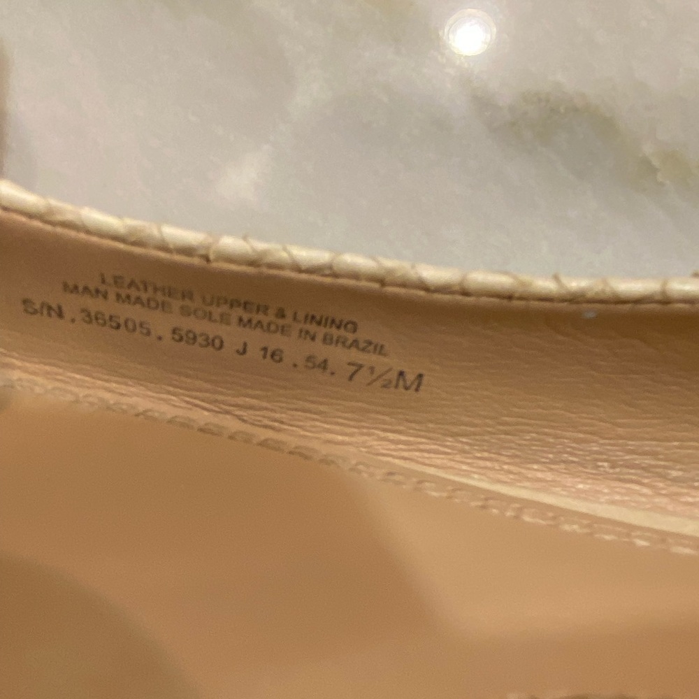 Tory Burch Cream Flats - Picture 15 of 16